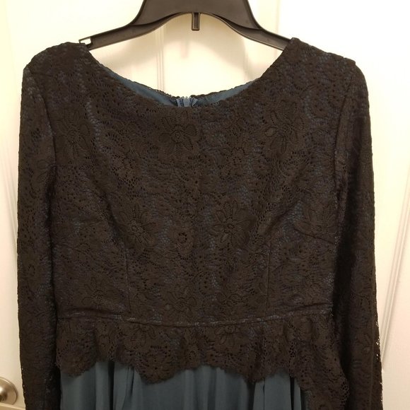 Inayah Dresses & Skirts - Inayah Formal Lace Gown - Size XXL (UK)